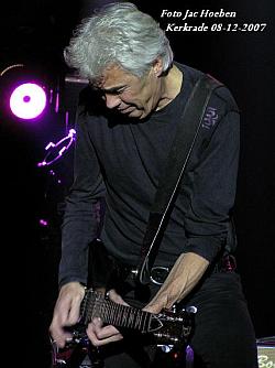 Golden Earring show photo December 08, 2007 Kerkrade - Rodahal photo Jac Hoeben